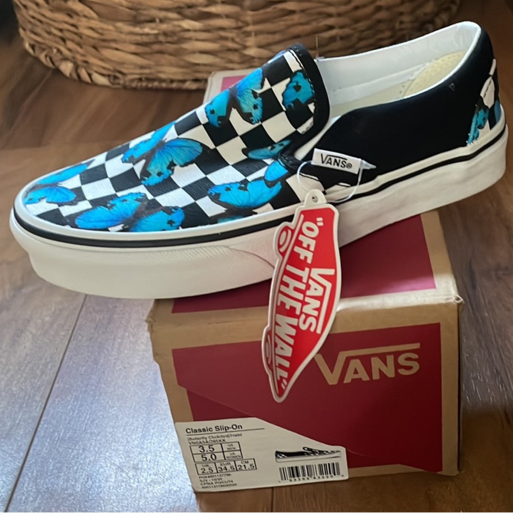 NWT YOUTH VANS CLASSIC SLIP-ON BUTTERFLY SHOES SIZE 5